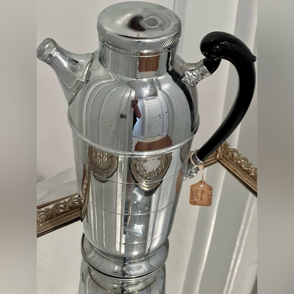 Art Deco Krome-Kraft Cocktail Shaker by Farber Bros.,